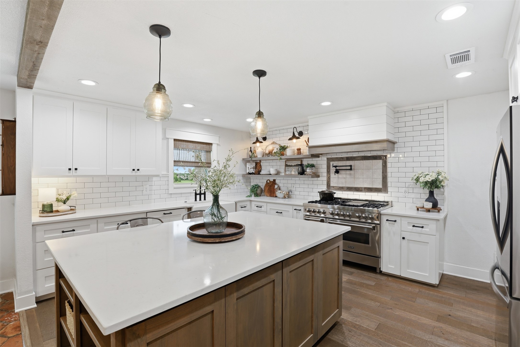 7773 County Road 1200 Grandview TX 76050