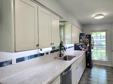 1929 Vista Oaks Drive Carrollton TX 75007