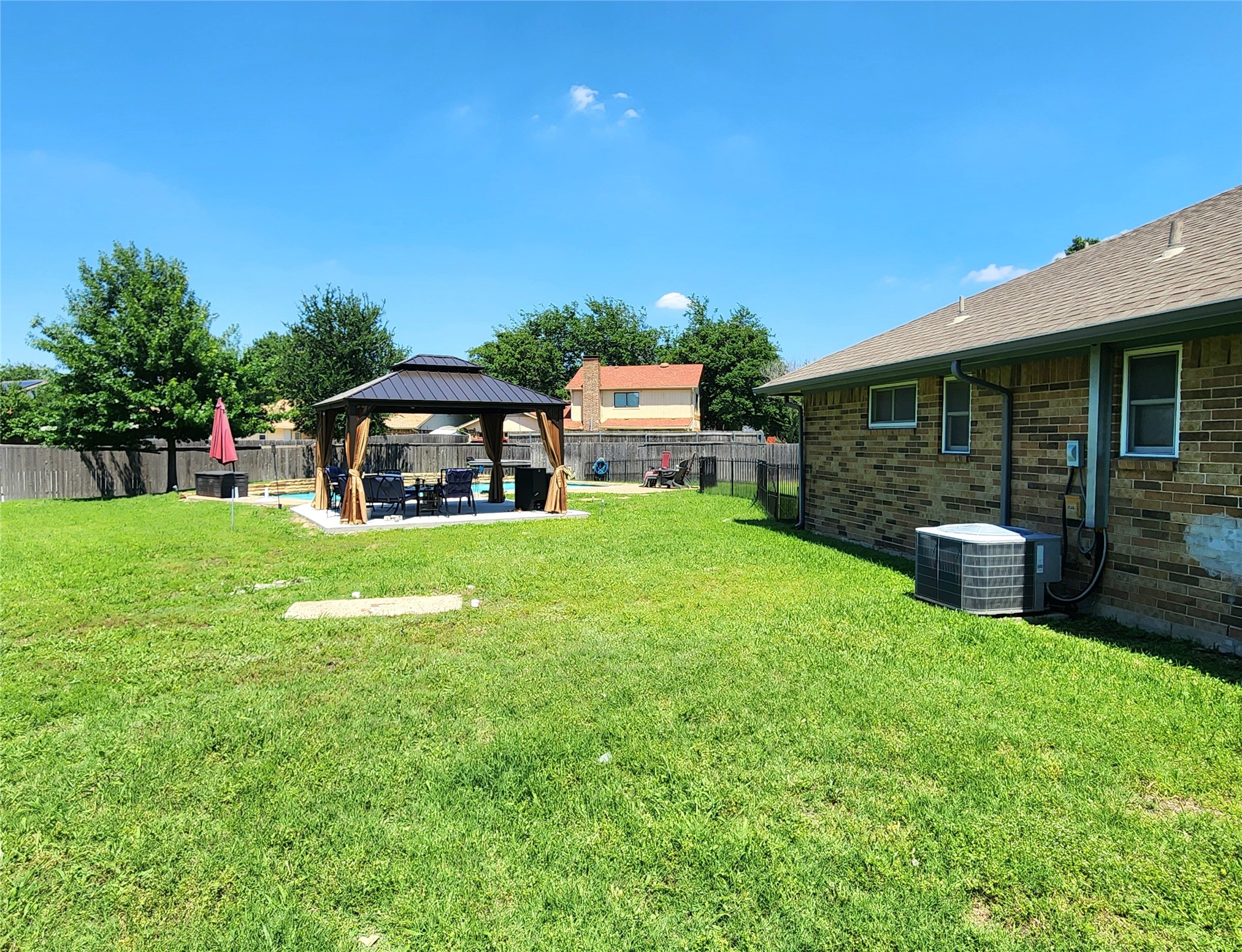 1929 Vista Oaks Drive Carrollton TX 75007