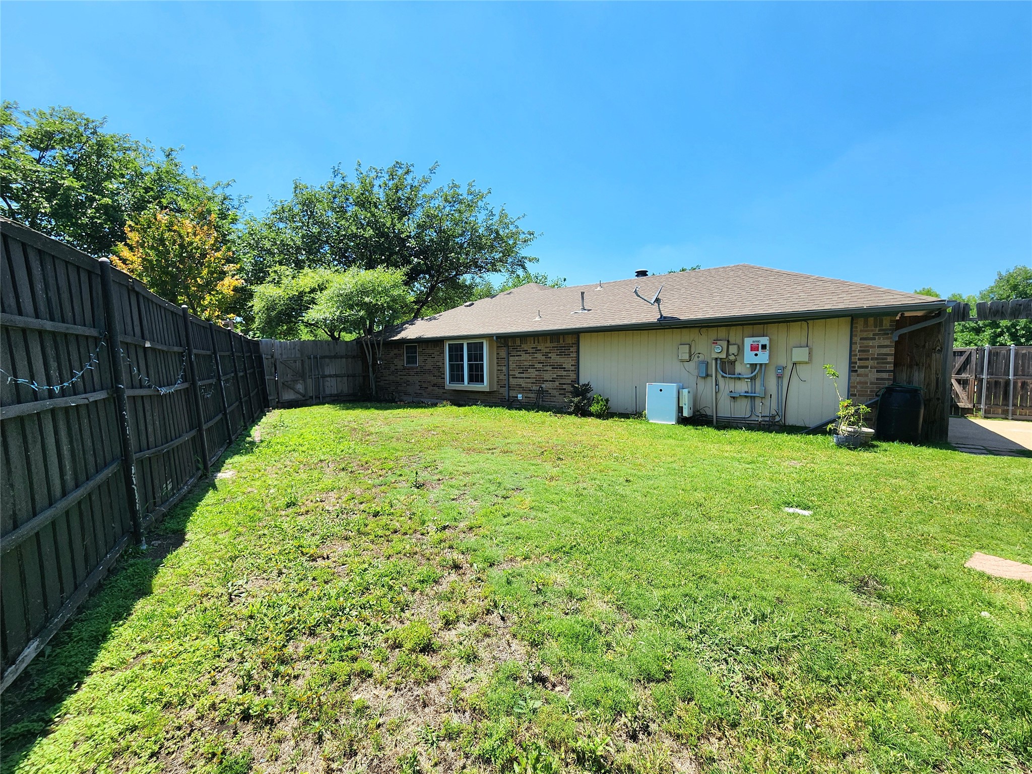 1929 Vista Oaks Drive Carrollton TX 75007