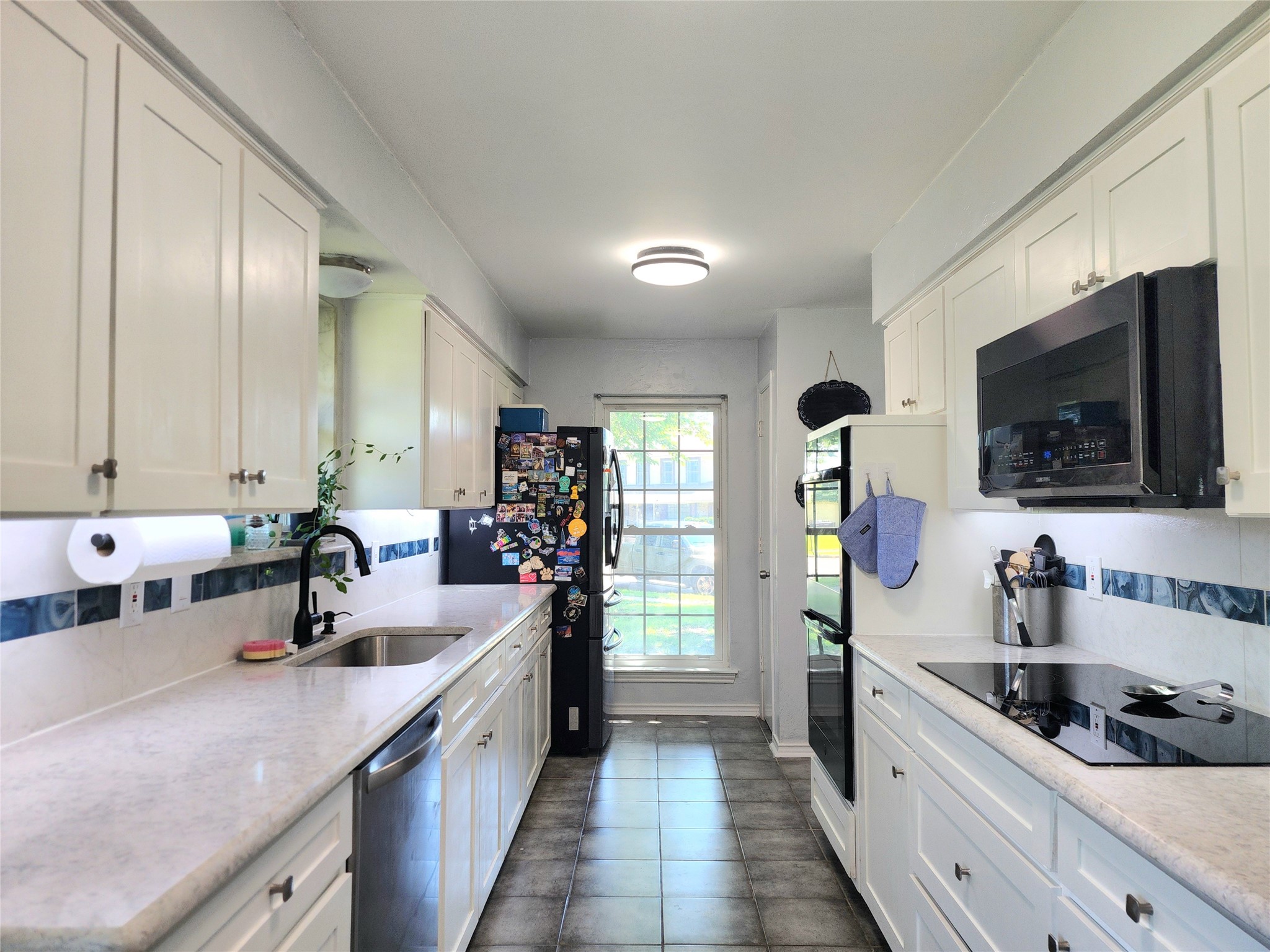 1929 Vista Oaks Drive Carrollton TX 75007