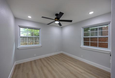 1208 Andrews Street Arlington TX 76011