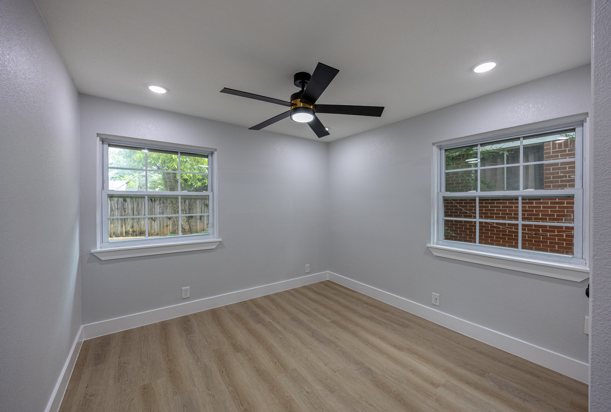 1208 Andrews Street Arlington TX 76011