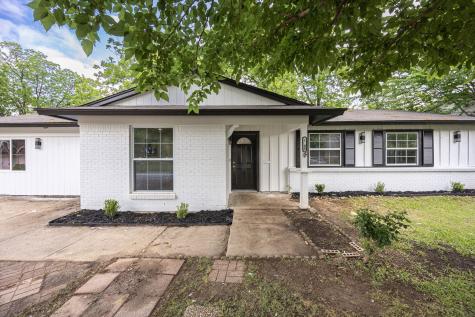 1208 Andrews Street Arlington TX 76011