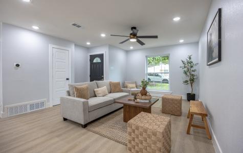 1208 Andrews Street Arlington TX 76011