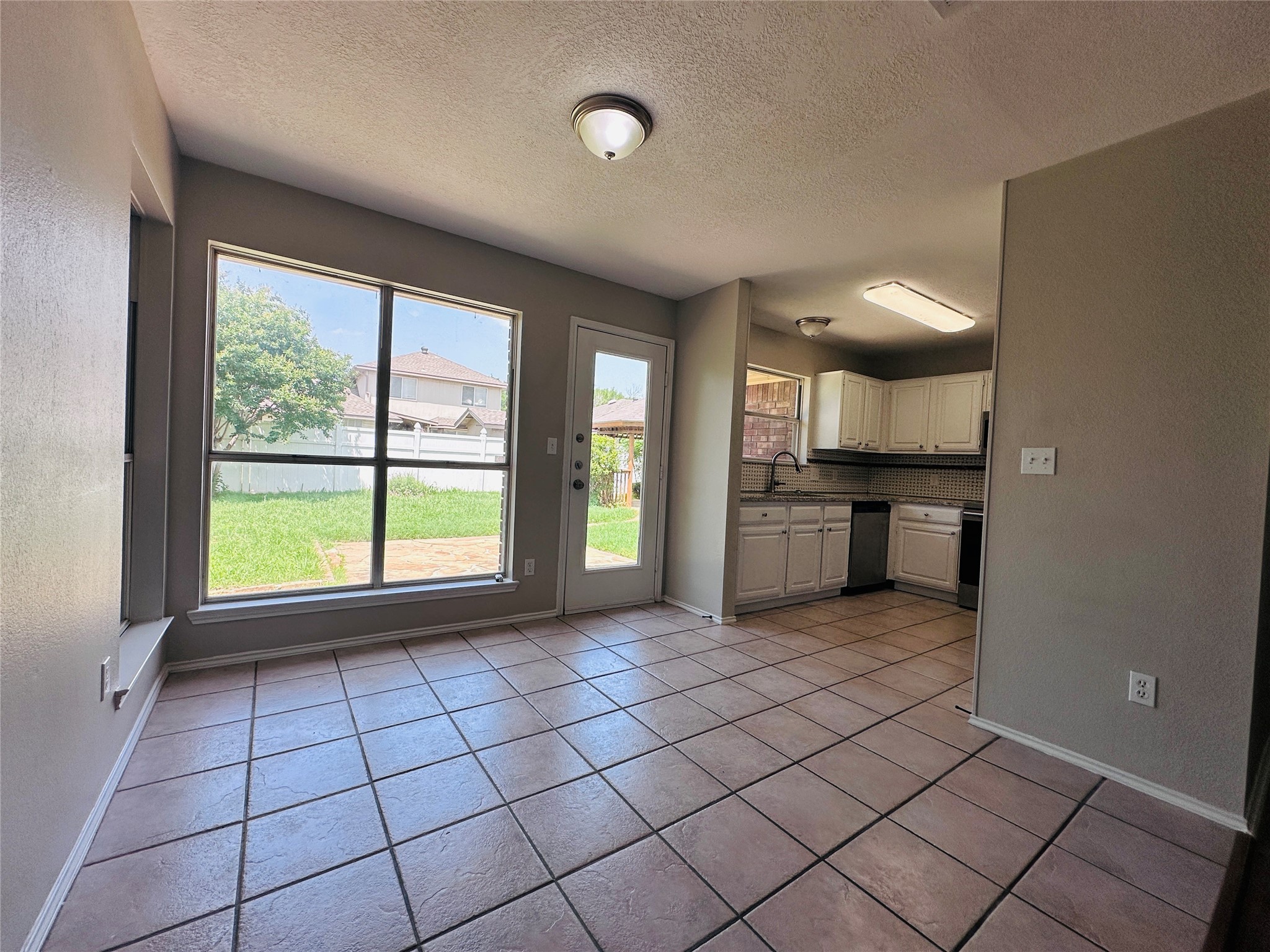 8541 Mystic Trail Fort Worth TX 76118