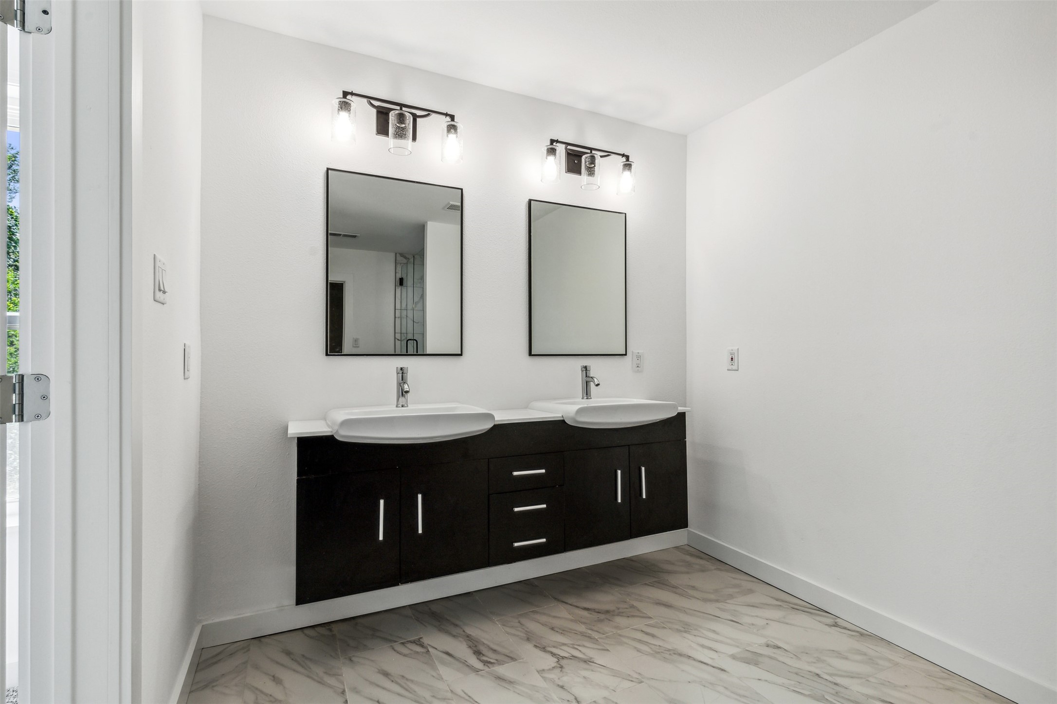 549 W Paloma Court Fort Worth TX 76108