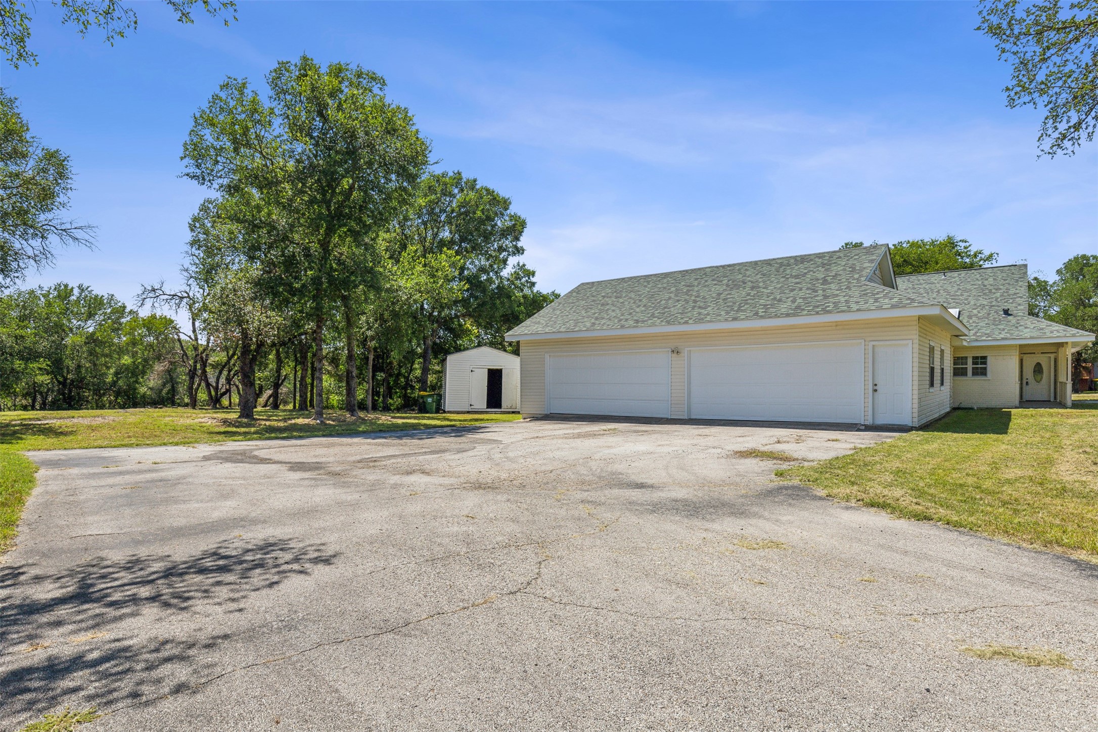 549 W Paloma Court Fort Worth TX 76108