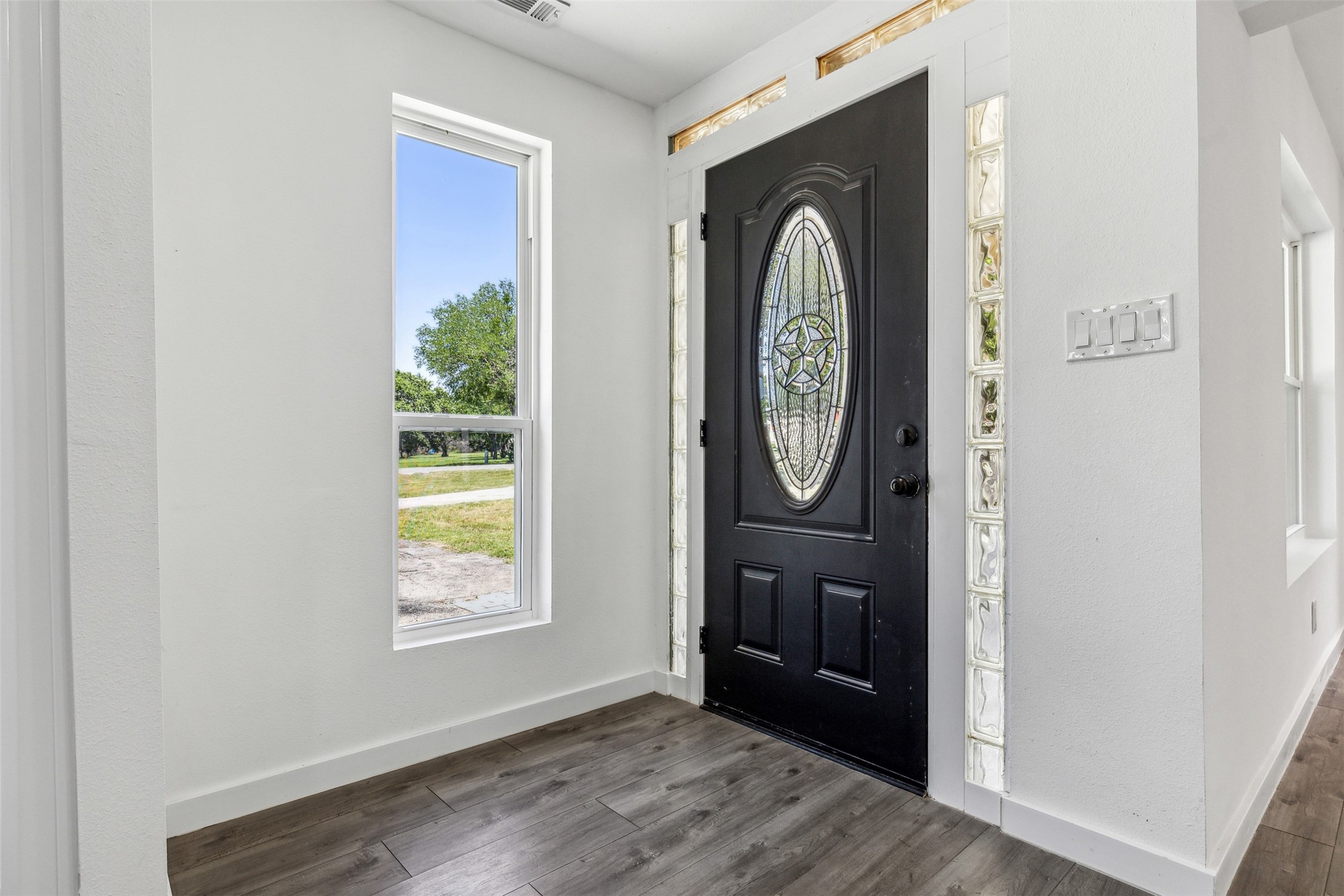 549 W Paloma Court Fort Worth TX 76108