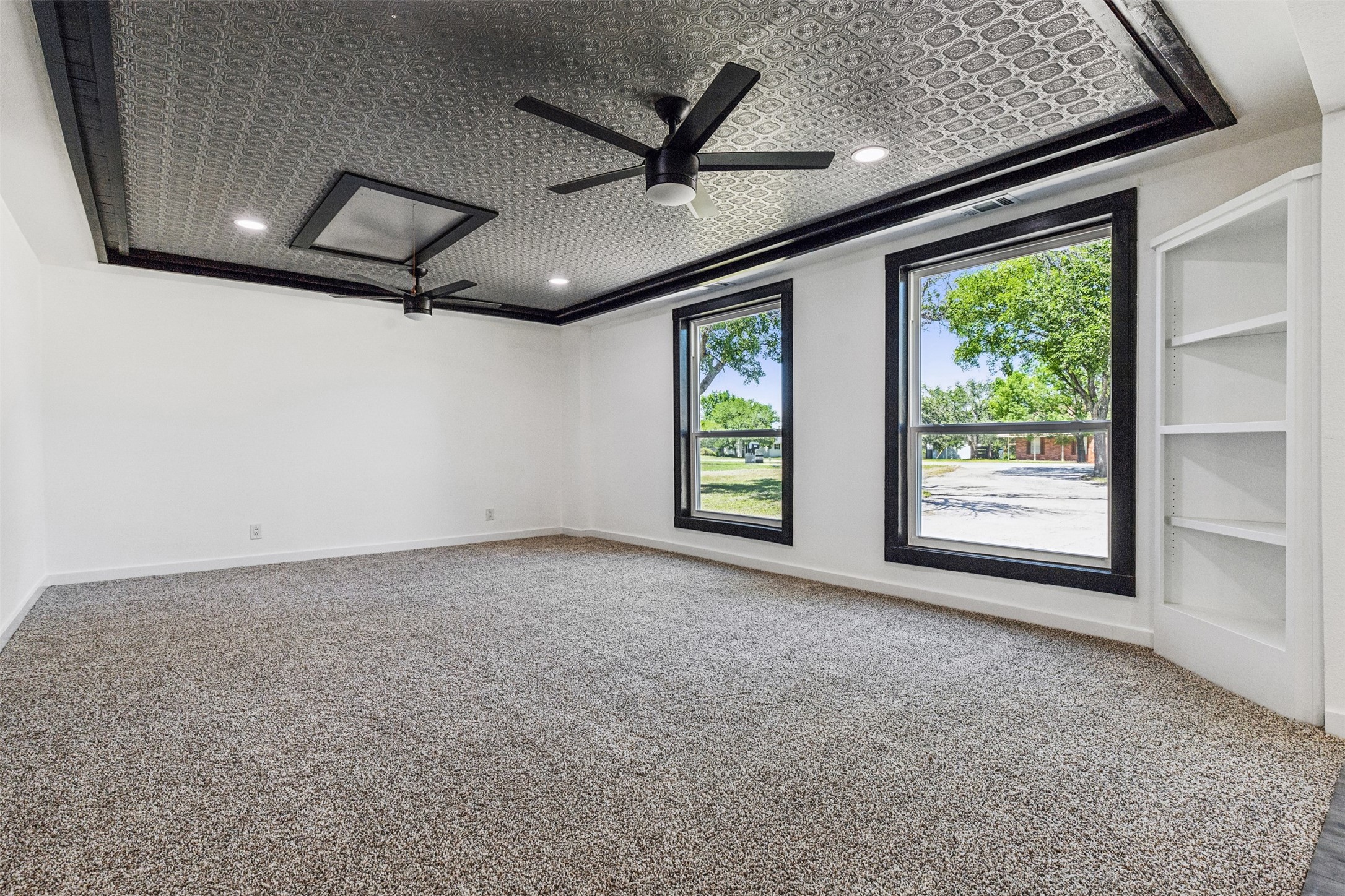 549 W Paloma Court Fort Worth TX 76108