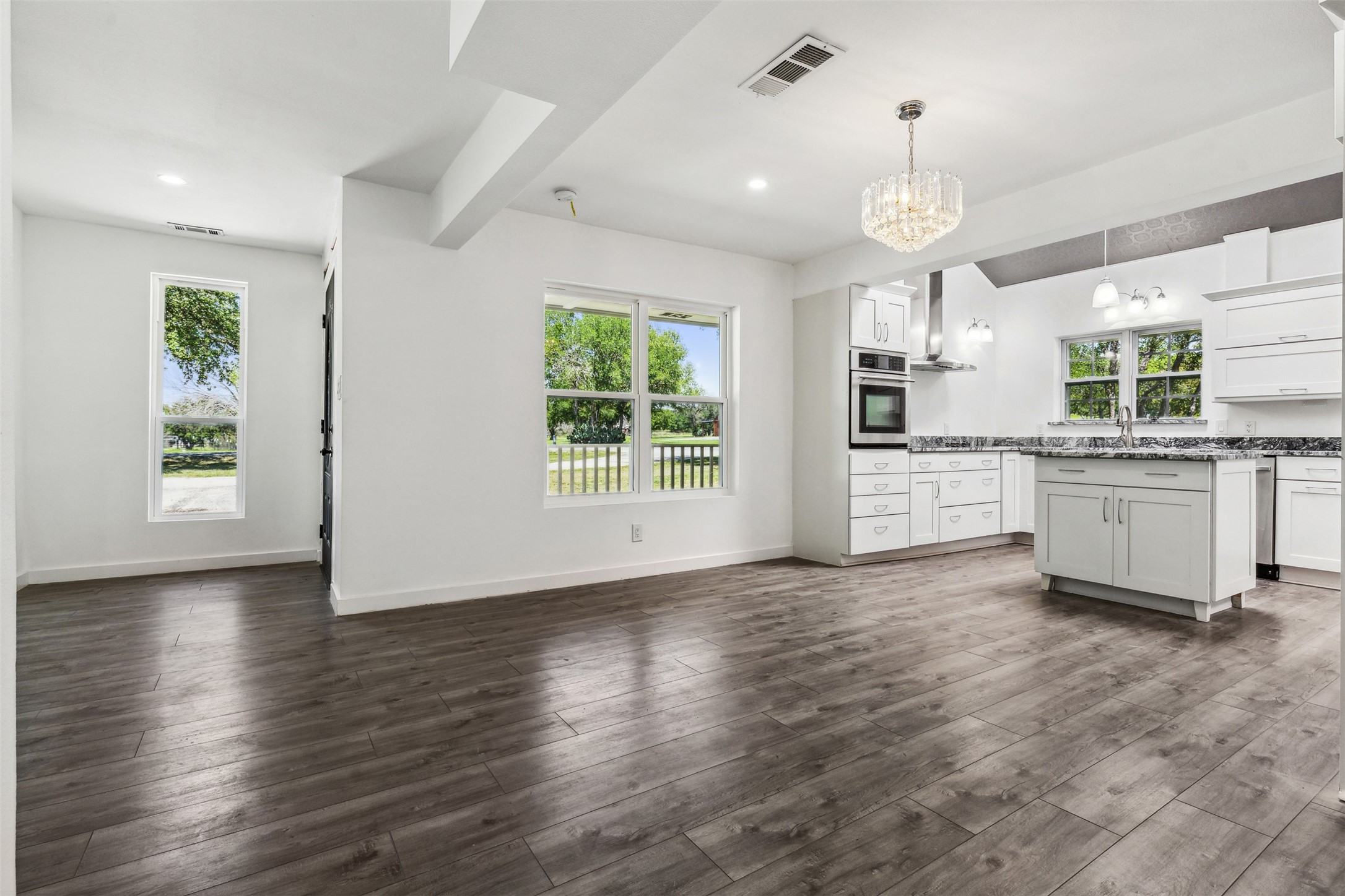 549 W Paloma Court Fort Worth TX 76108
