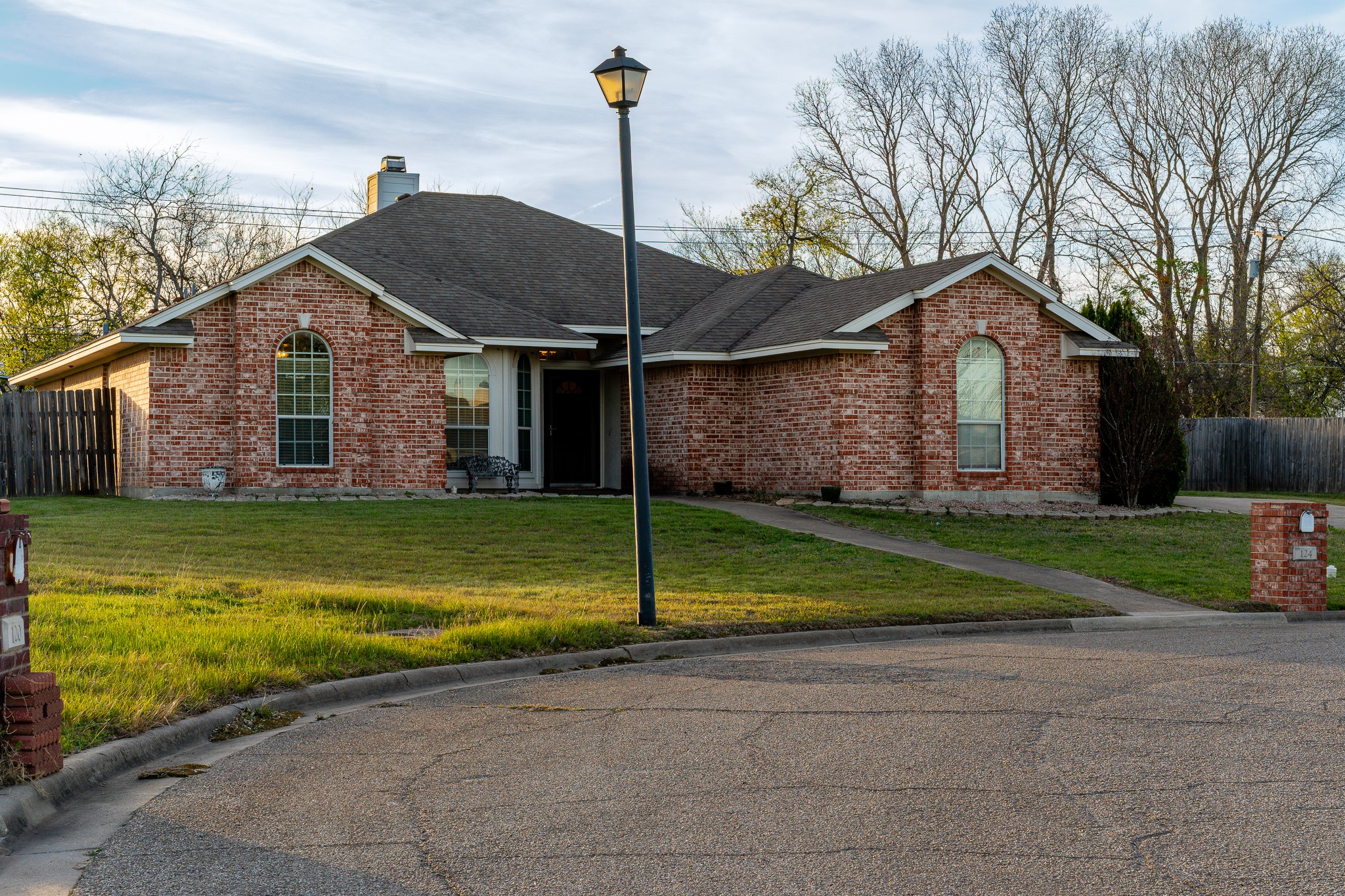 124 Topaz Circle Hewitt TX 76643