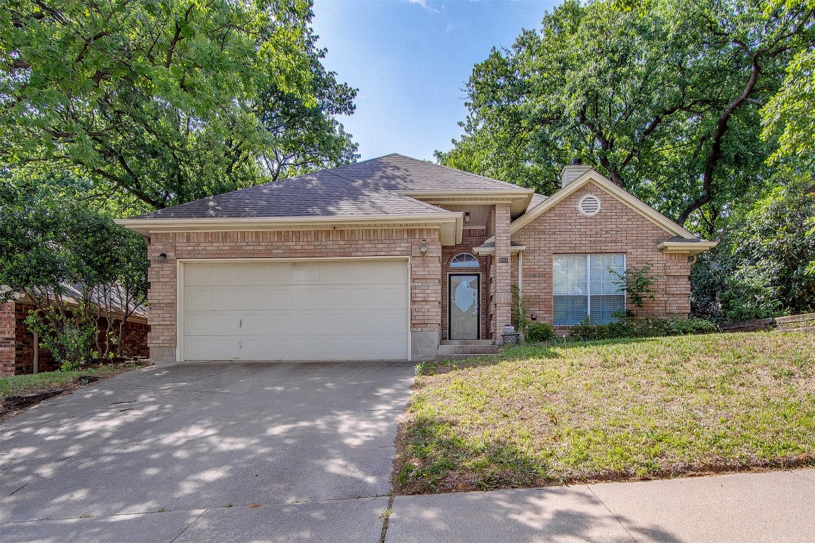 6014 Flintshire Court Arlington TX 76017