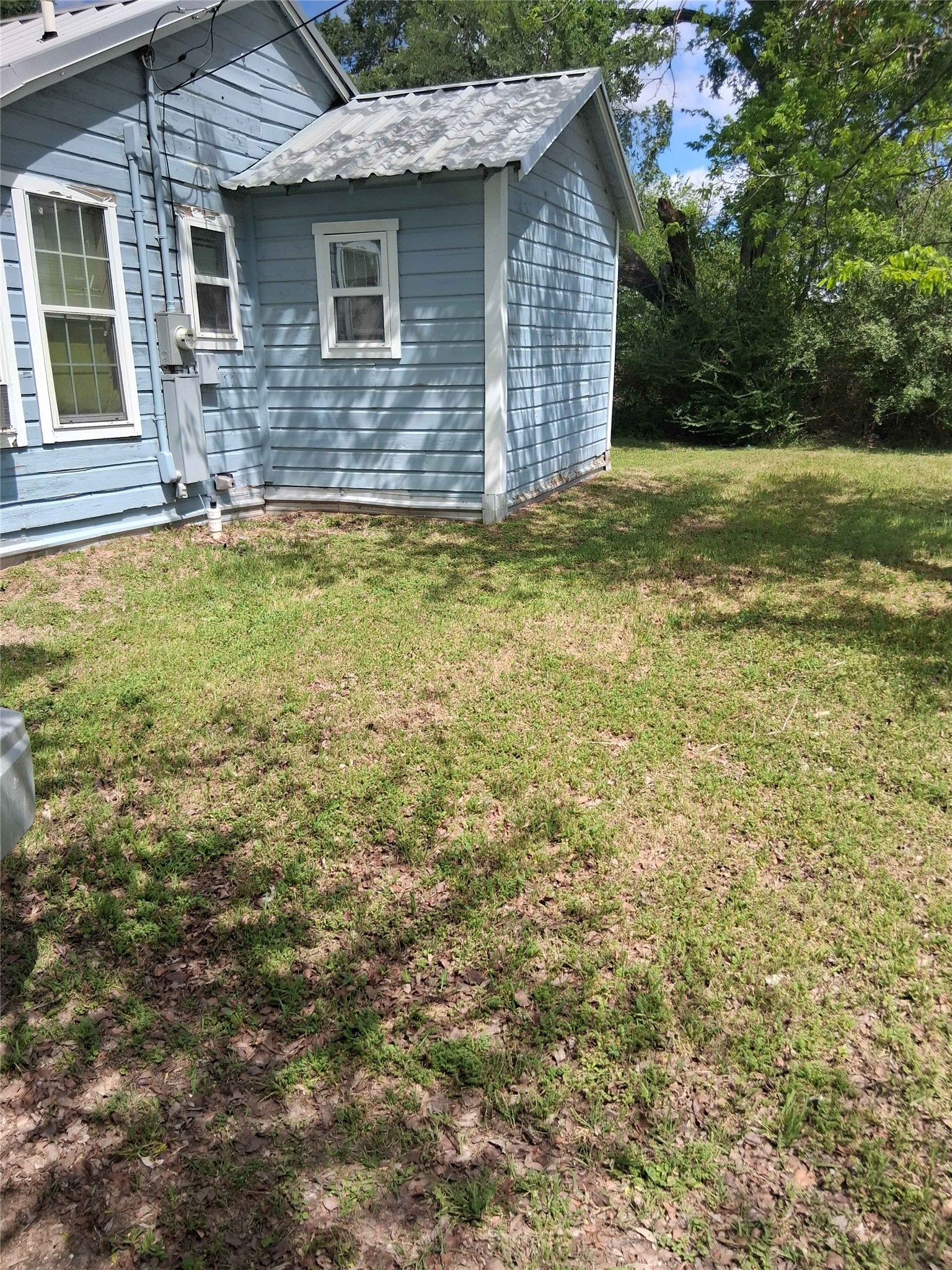 701 W Colorado Street Groesbeck TX 76642