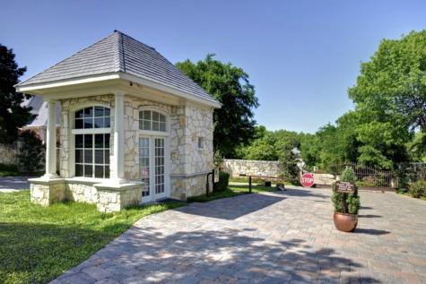 1900 Wilder Lane Arlington TX 76006