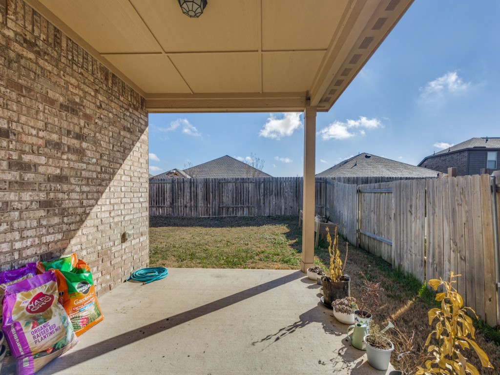2201 Old Harbor Way Princeton TX 75407