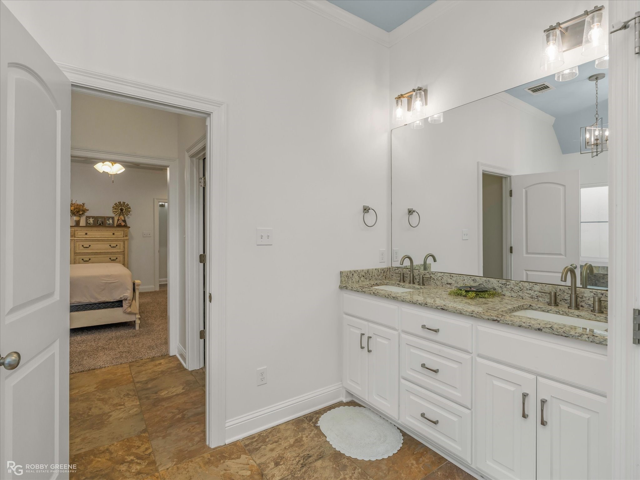 690 Lessie Drive Stonewall LA 71078
