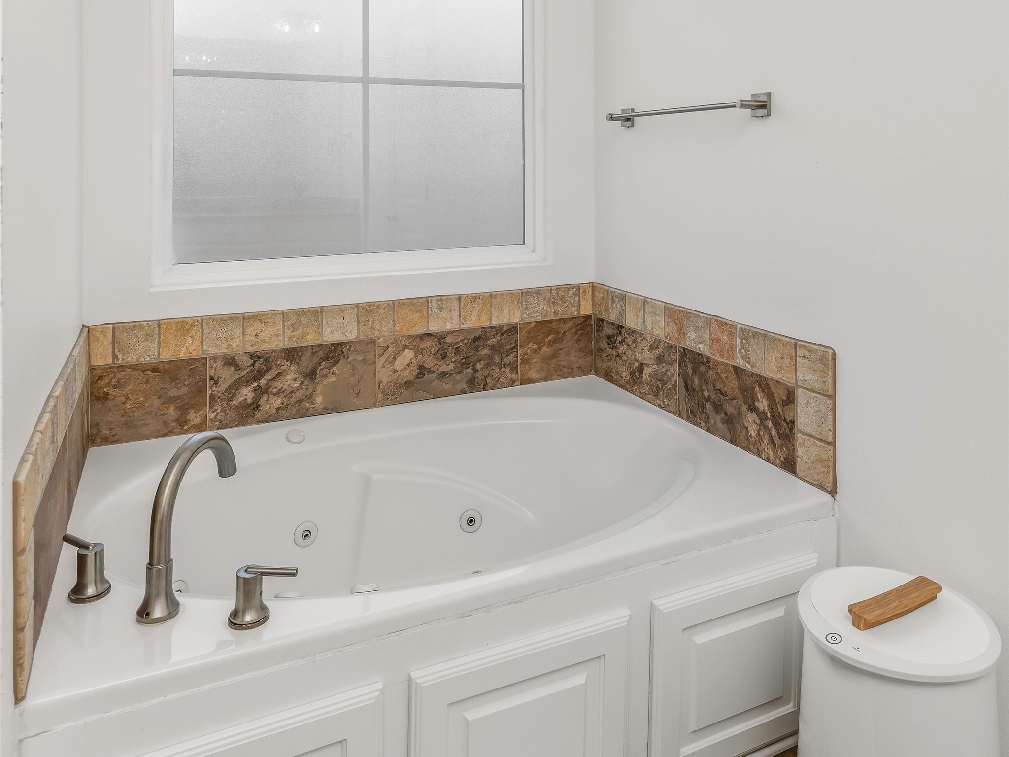 690 Lessie Drive Stonewall LA 71078