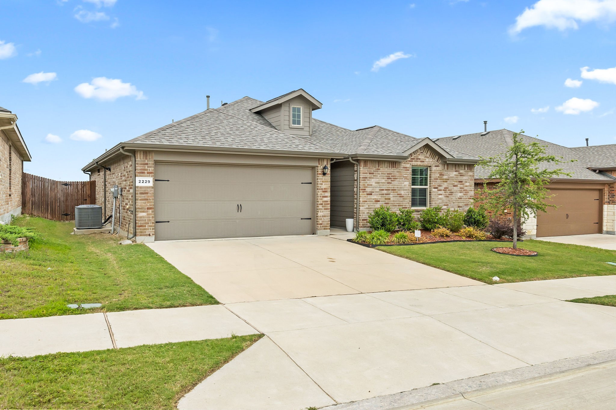 2229 Blythwood Trail Fort Worth TX 76108