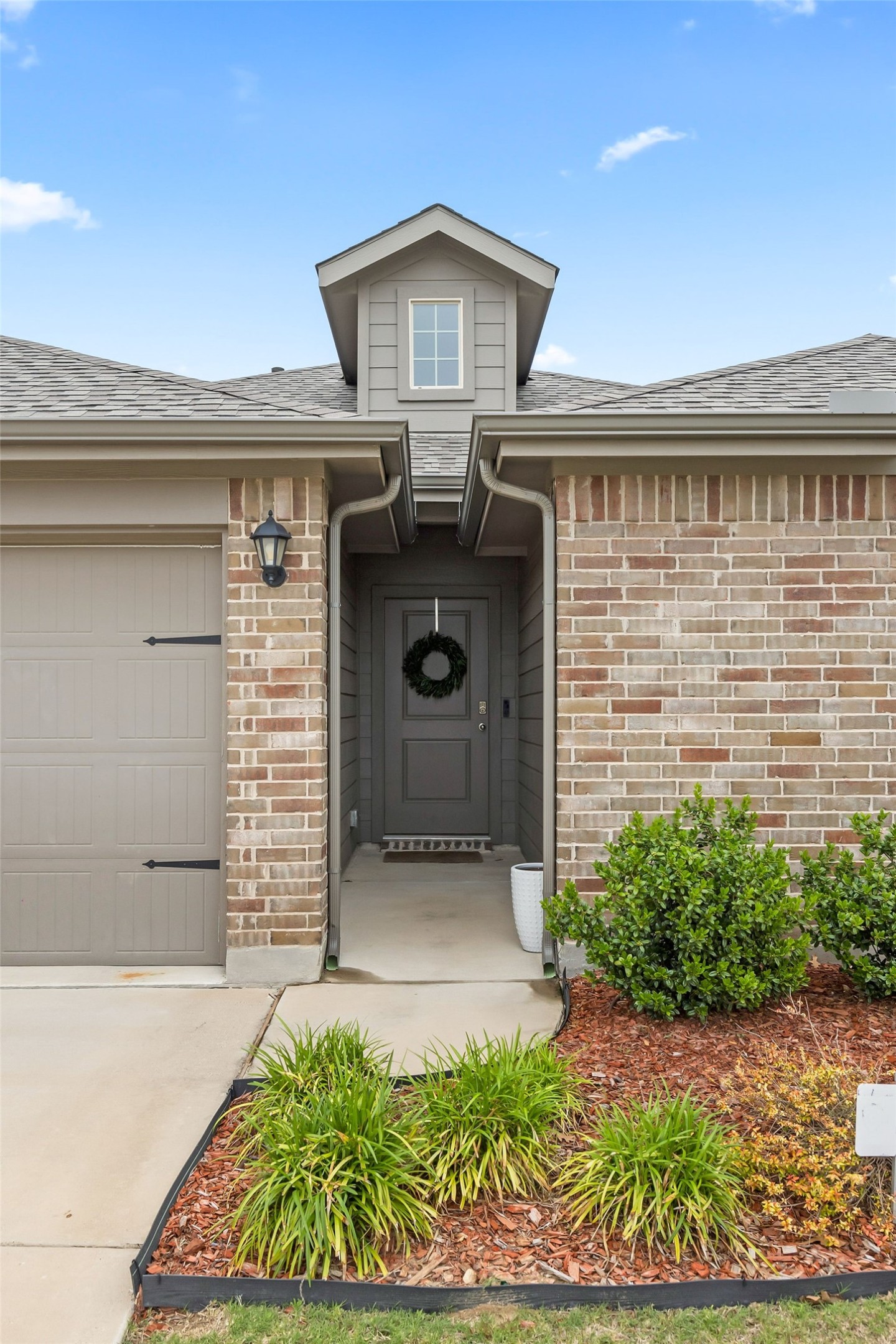 2229 Blythwood Trail Fort Worth TX 76108