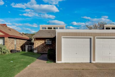 205 Yorkshire Court Euless TX 76040