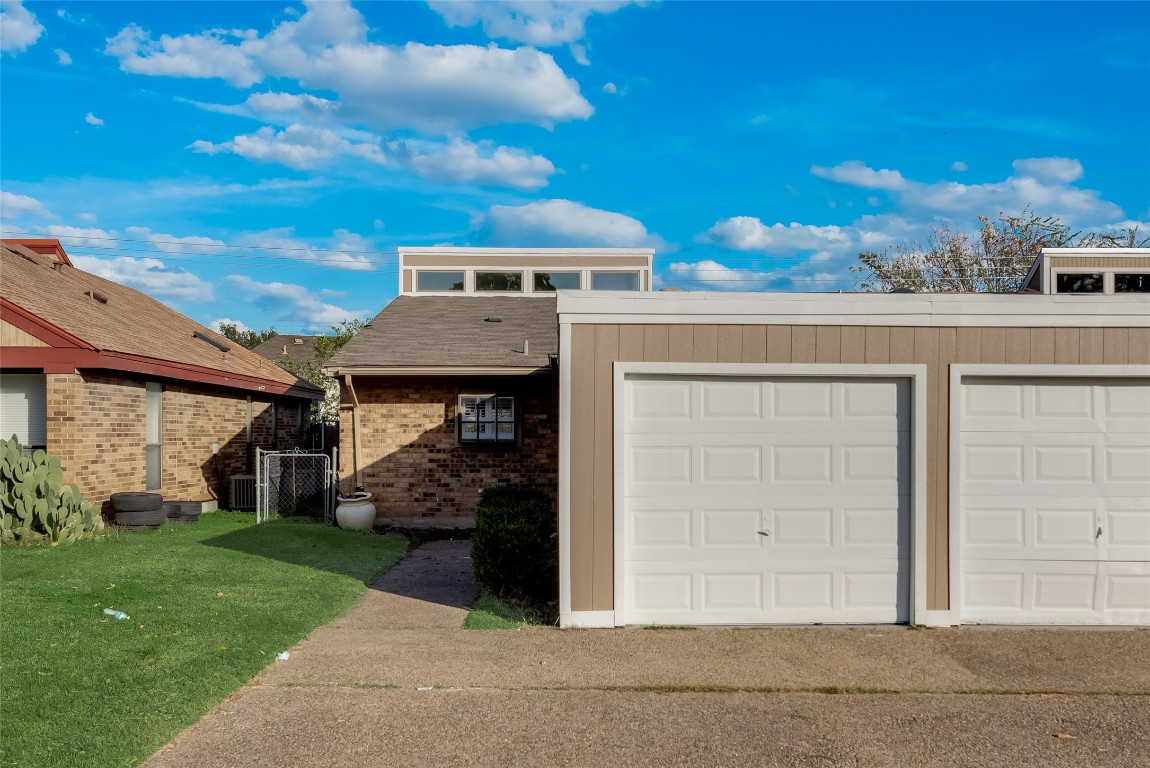 205 Yorkshire Court Euless TX 76040