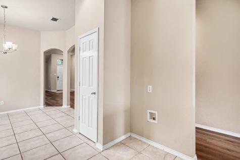 633 Horn Street Crowley TX 76036