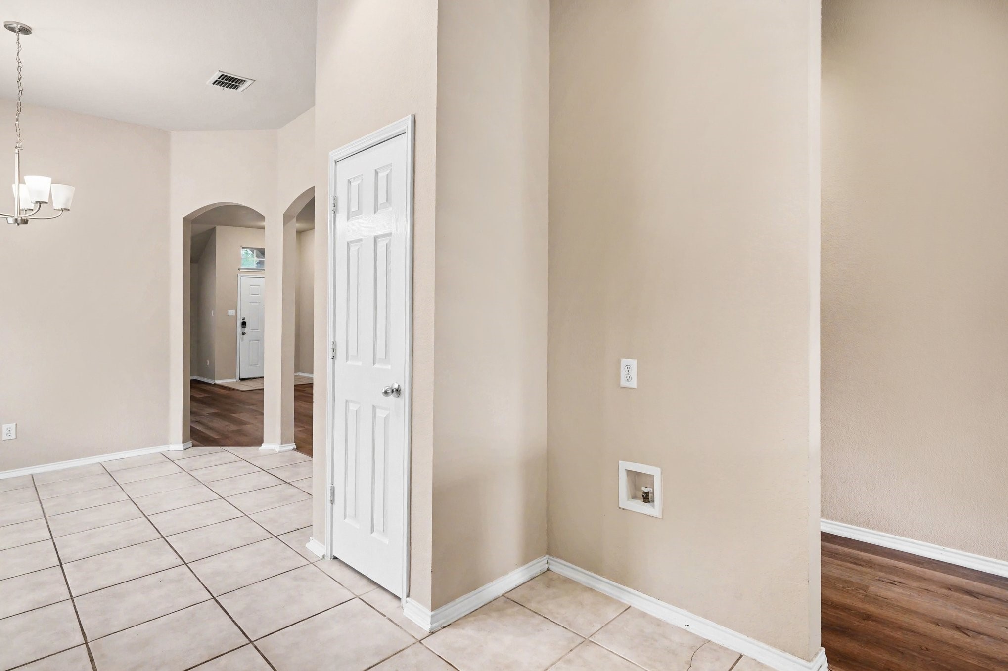 633 Horn Street Crowley TX 76036
