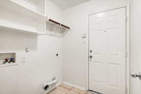 633 Horn Street Crowley TX 76036