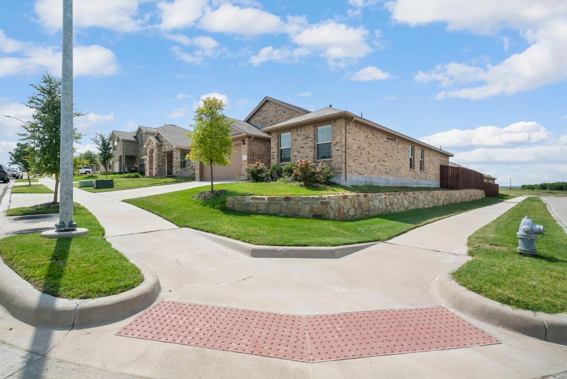 9937 Huntersville Trail Fort Worth TX 76108