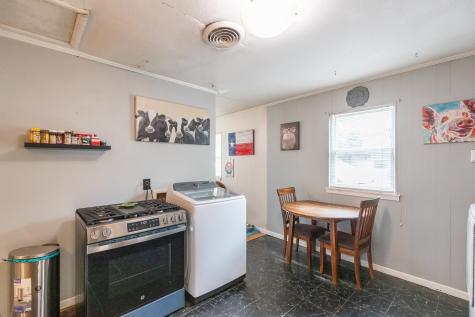 505 Fairmont Street Clyde TX 79510