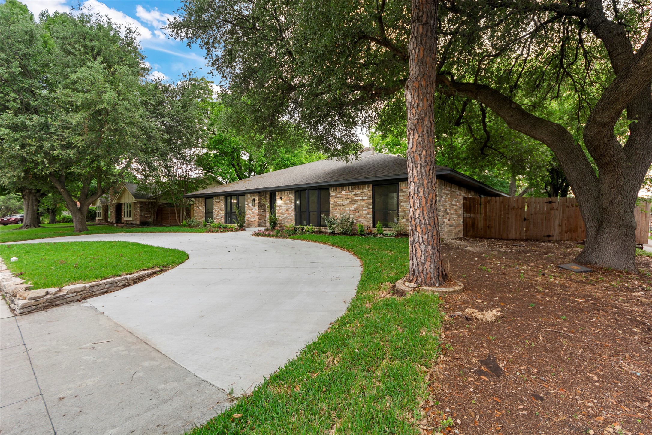 1109 Linda Lane Plano TX 75075