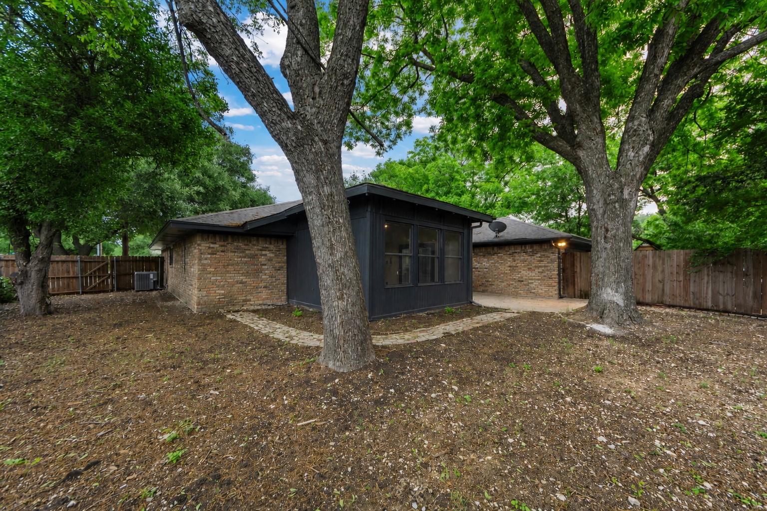 1109 Linda Lane Plano TX 75075