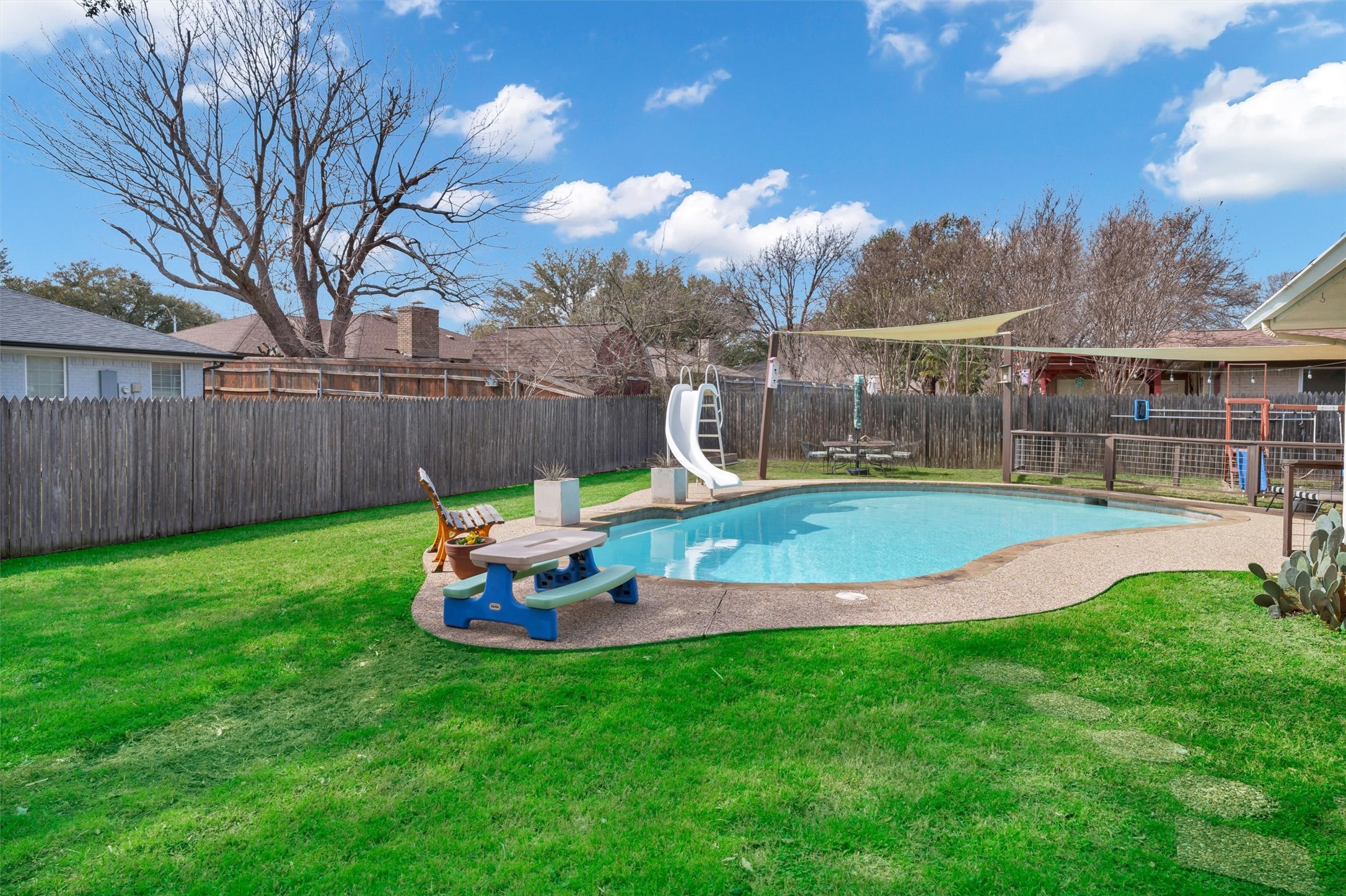 4025 Aragon Drive Fort Worth TX 76133