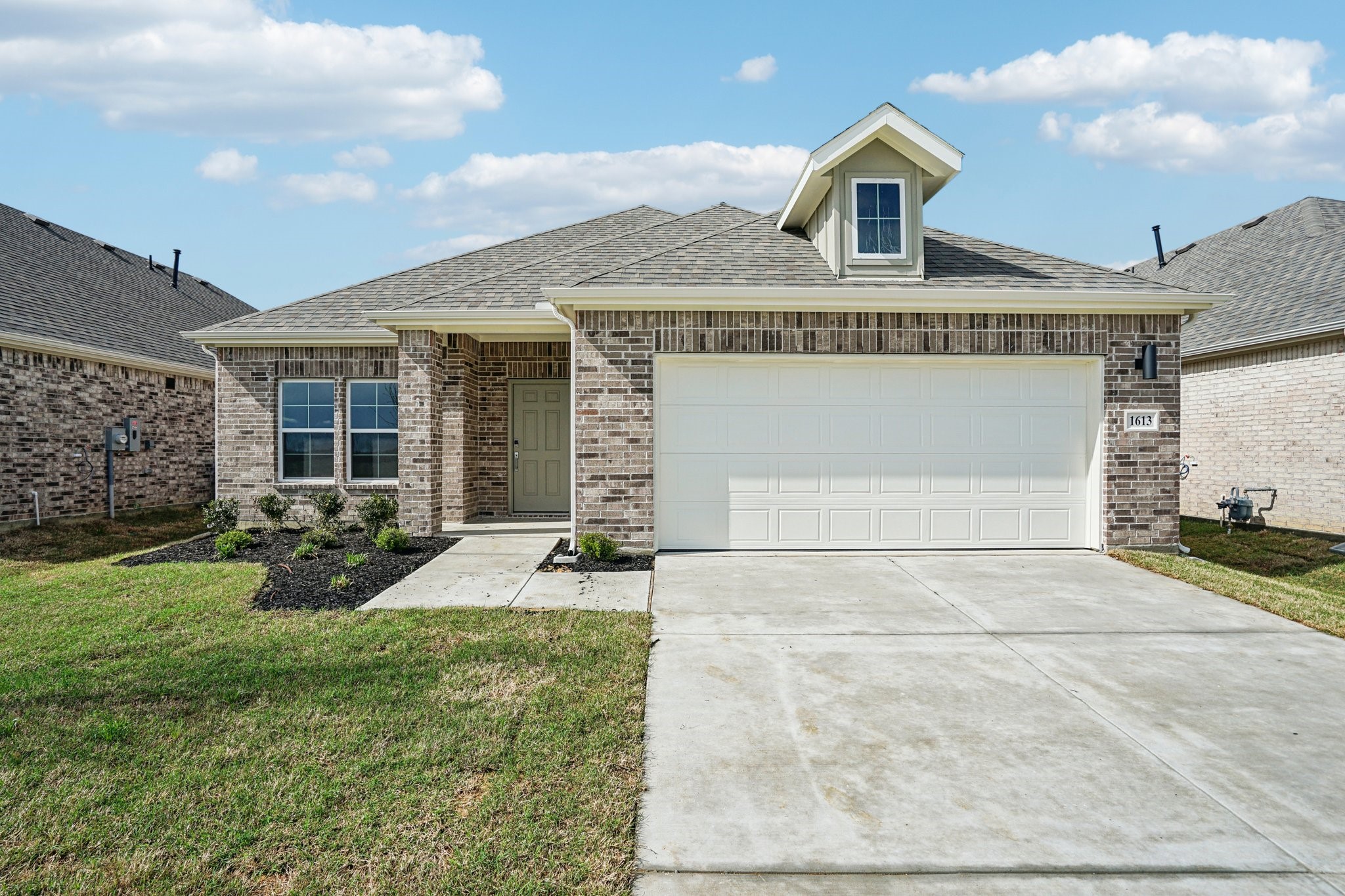 1613 Mahogany Avenue Alvarado TX 76009