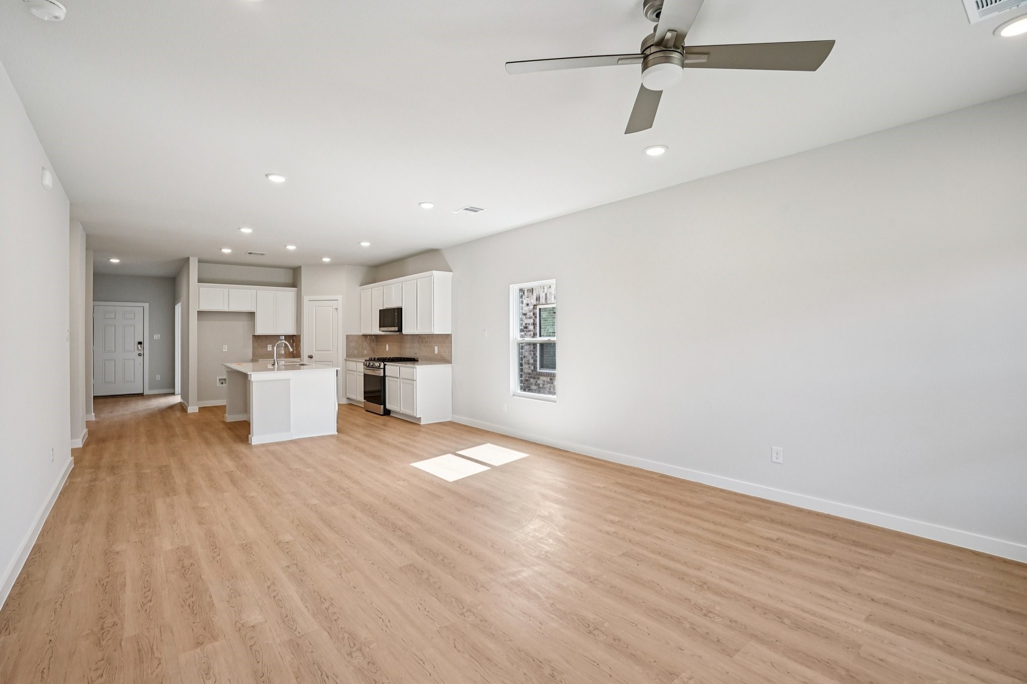 1613 Mahogany Avenue Alvarado TX 76009