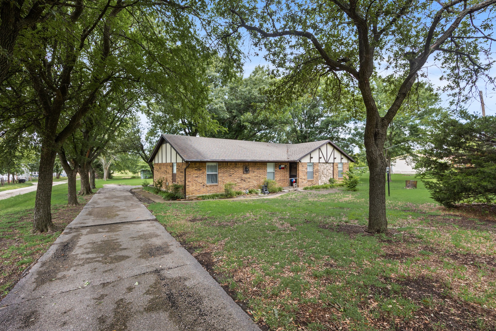 235 Eugene Lane Nevada TX 75173
