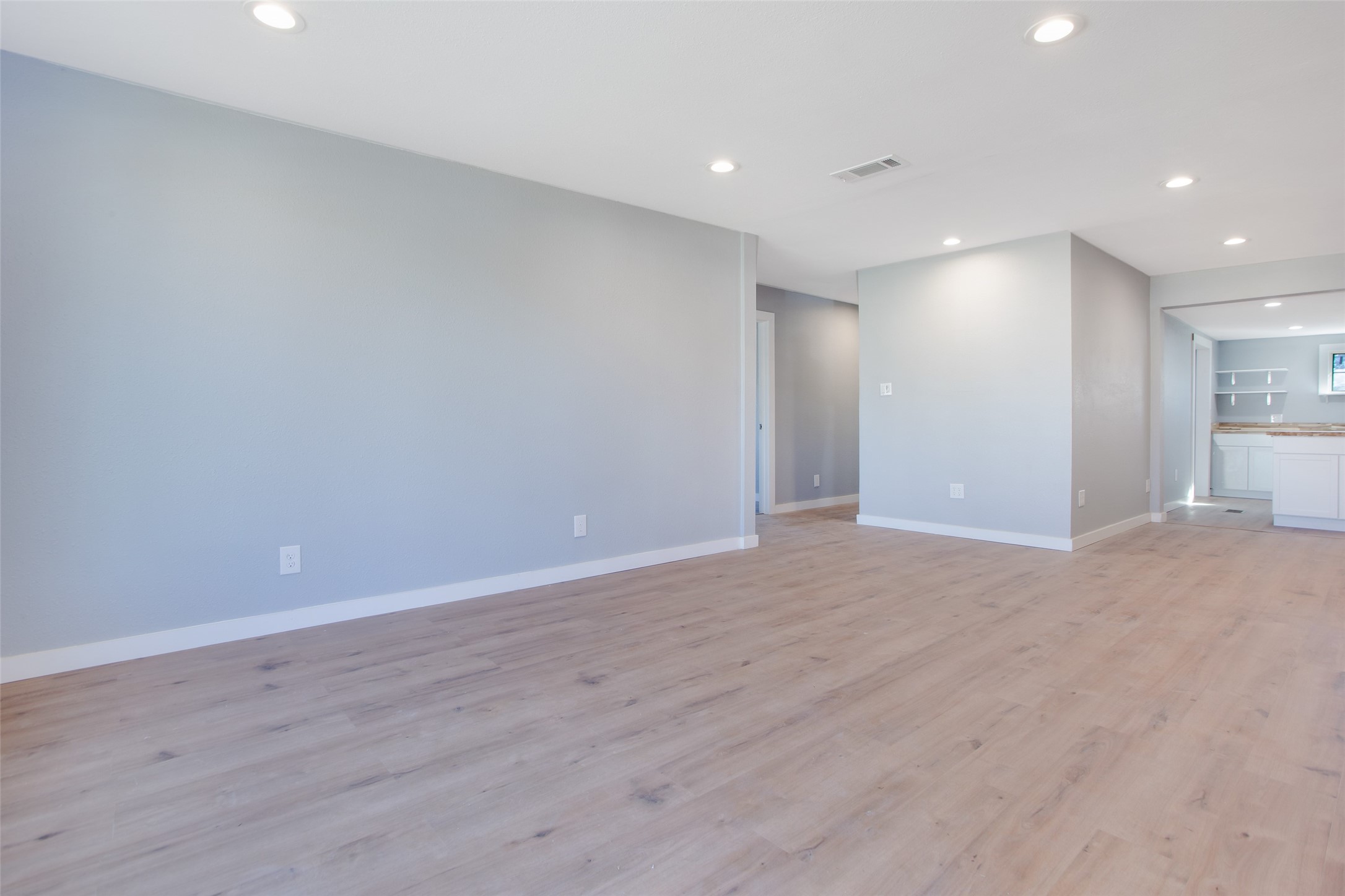 1726 W Elm Street Denison TX 75020