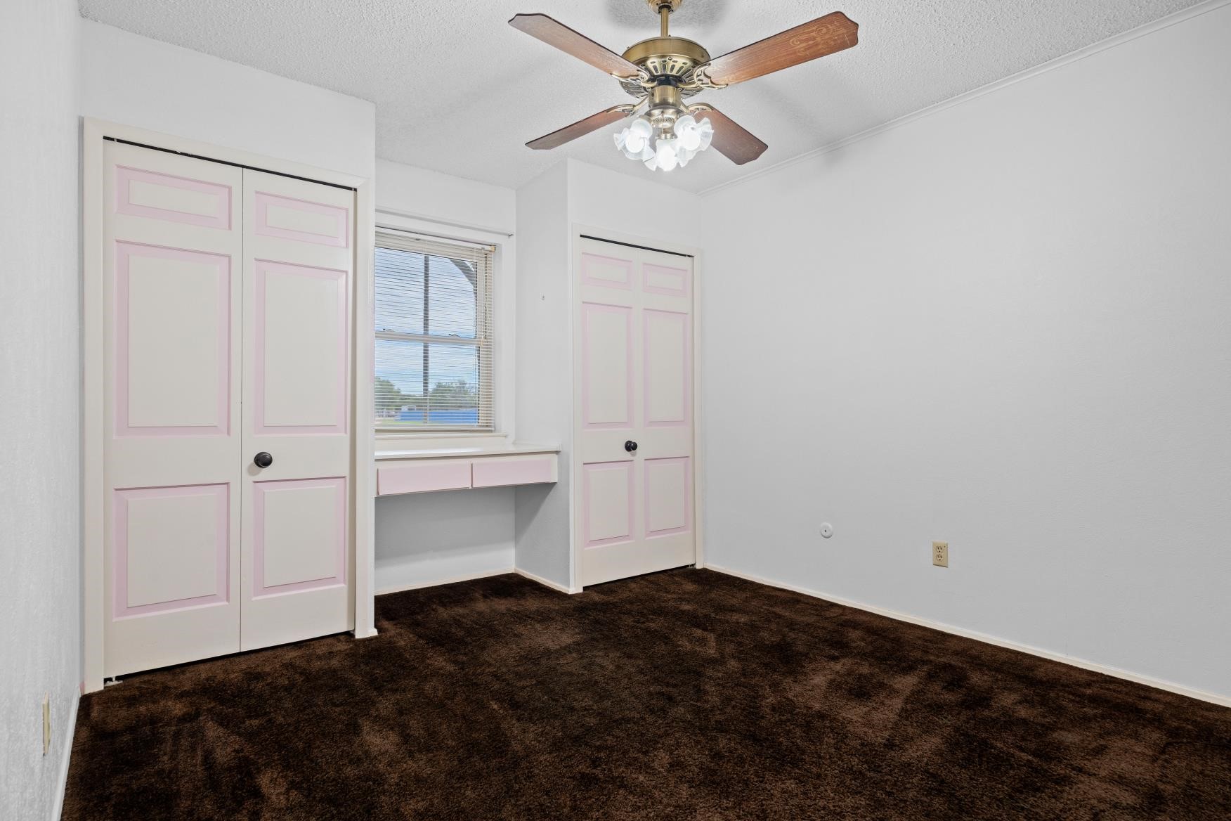 801 Meadowlark Drive Mansfield TX 76063