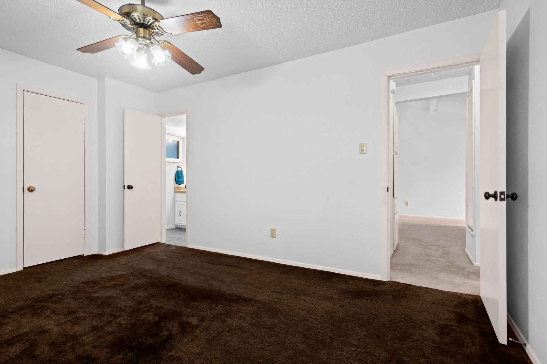 801 Meadowlark Drive Mansfield TX 76063