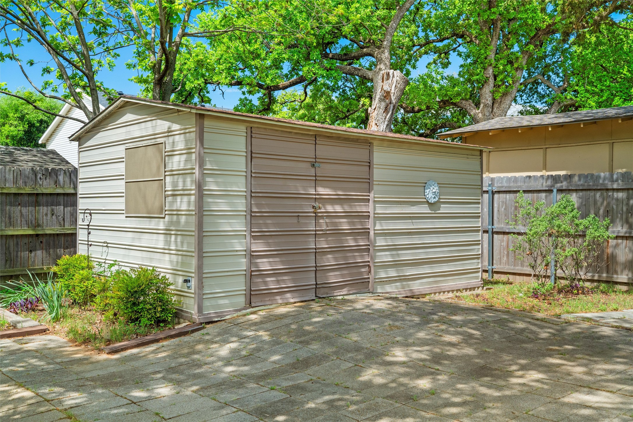 801 Meadowlark Drive Mansfield TX 76063