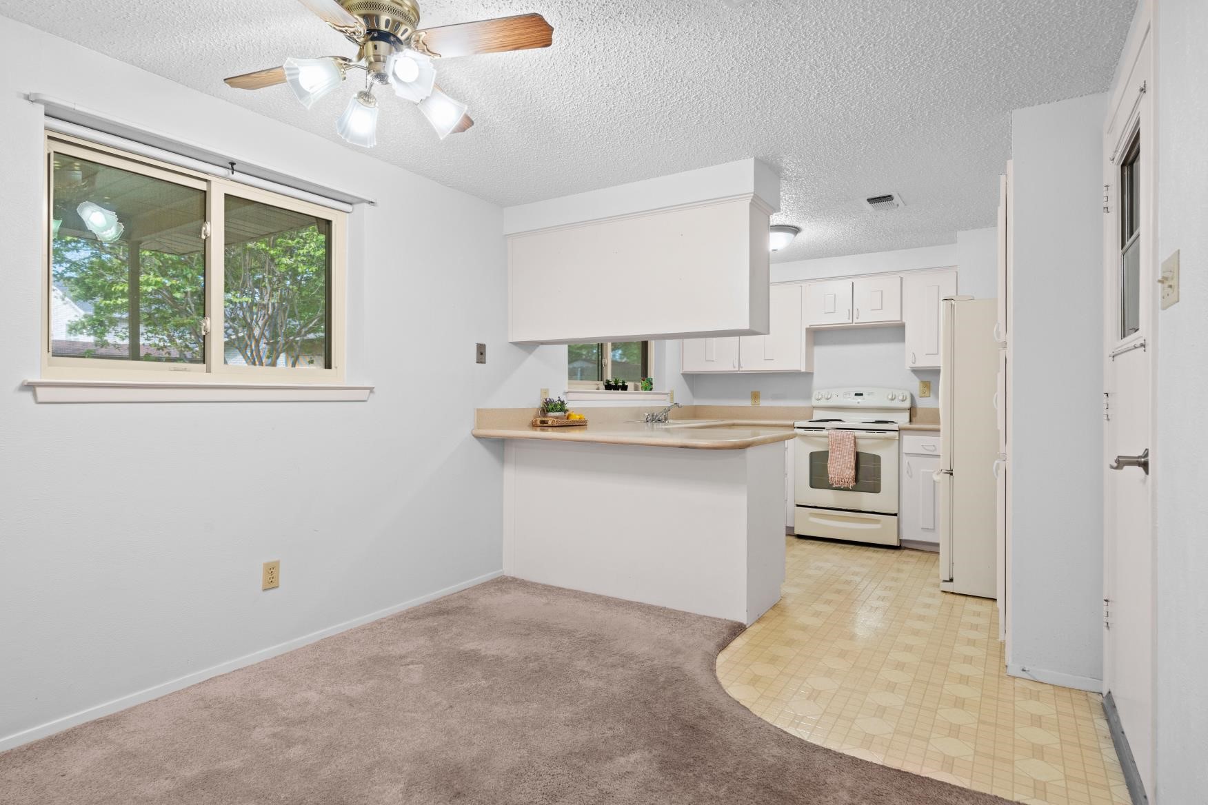 801 Meadowlark Drive Mansfield TX 76063