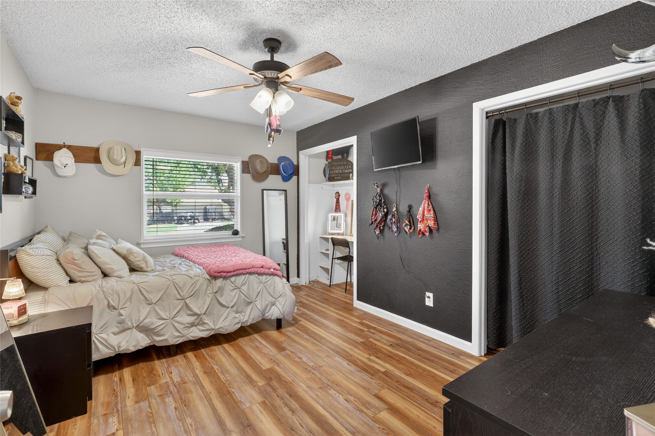 710 Ridgeway Road Joshua TX 76058