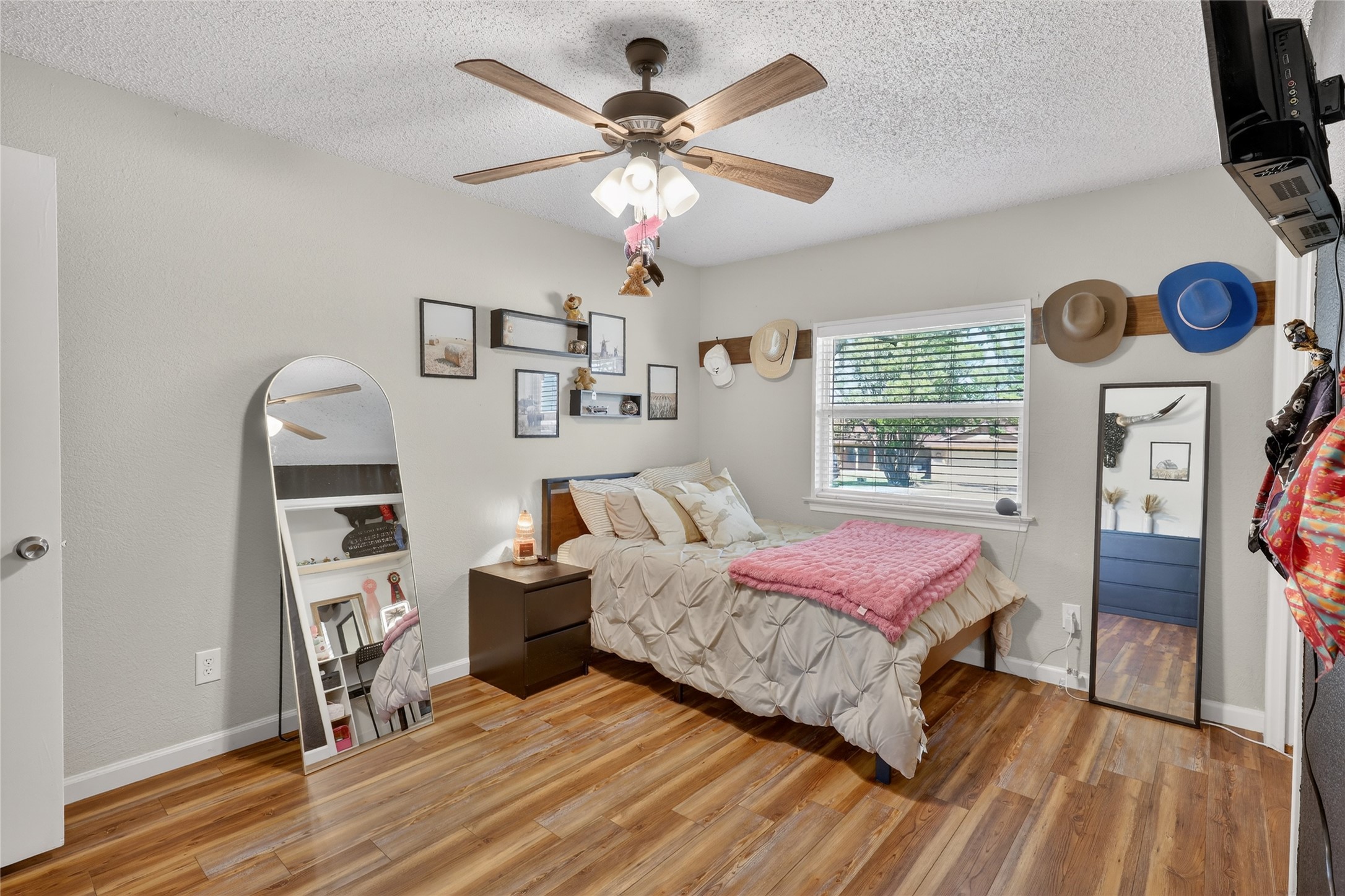 710 Ridgeway Road Joshua TX 76058