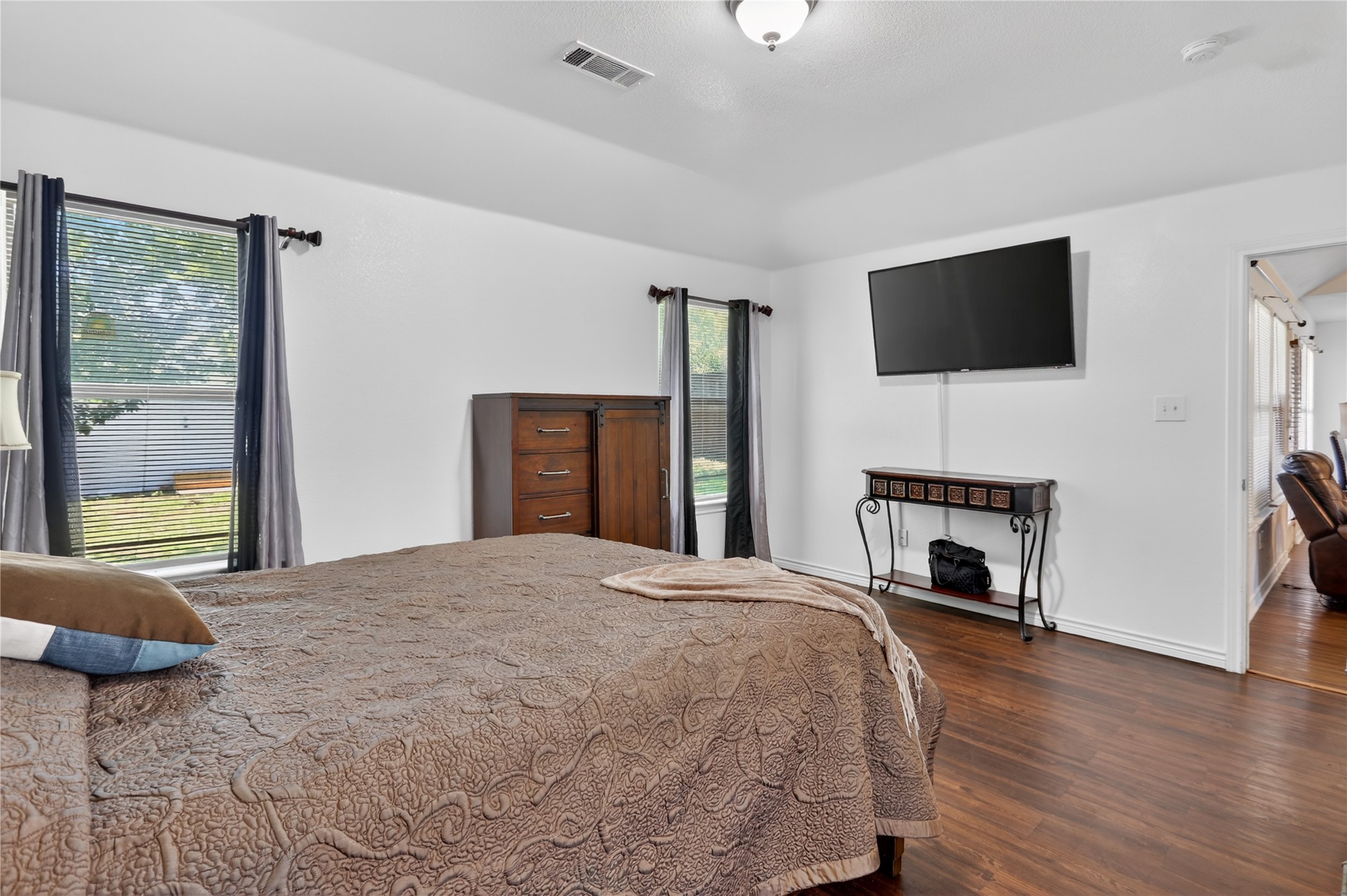 2206 Lapsley Street Dallas TX 75212