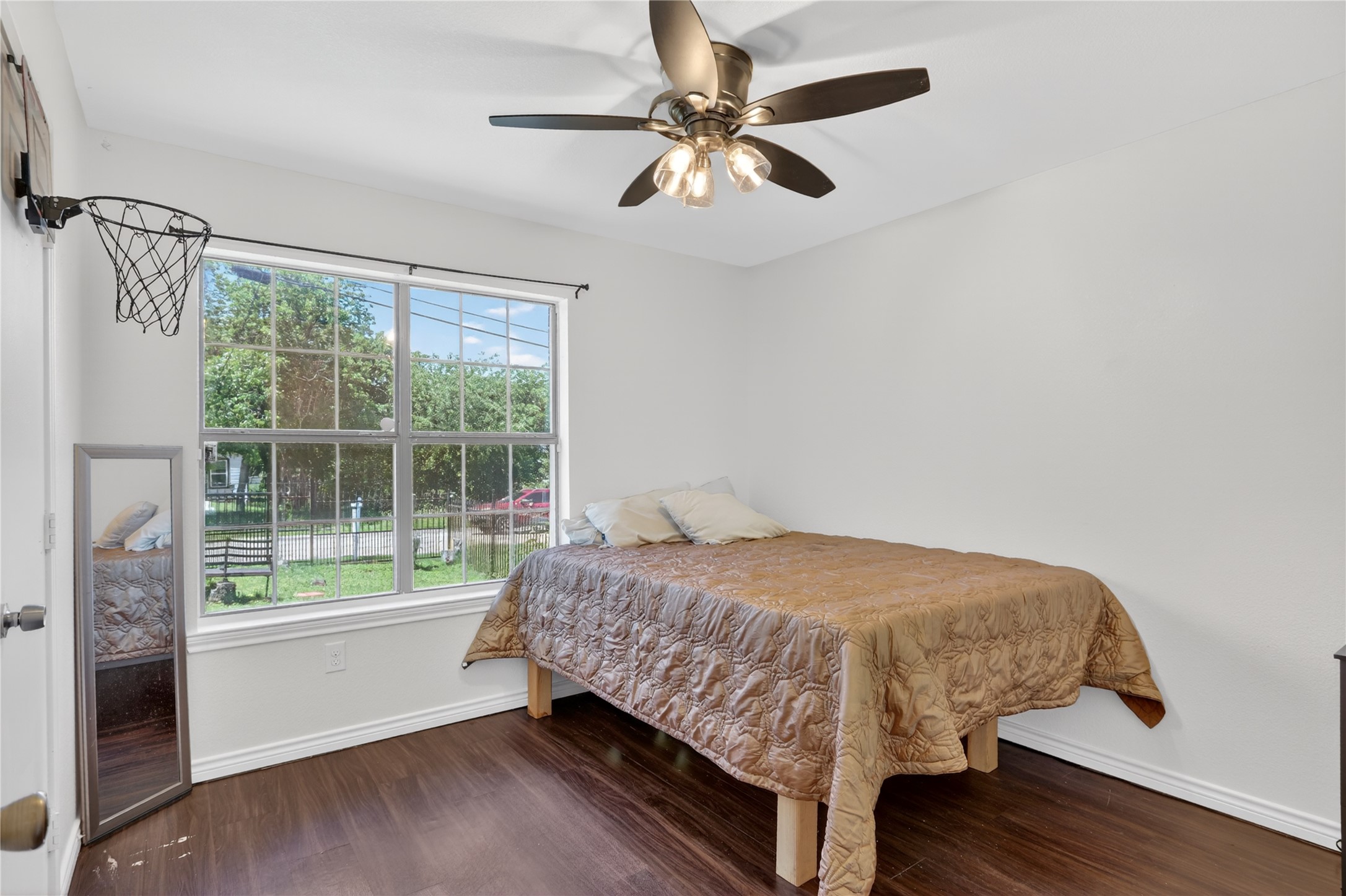 2206 Lapsley Street Dallas TX 75212