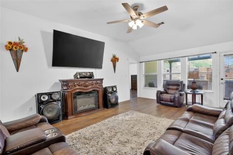 2206 Lapsley Street Dallas TX 75212