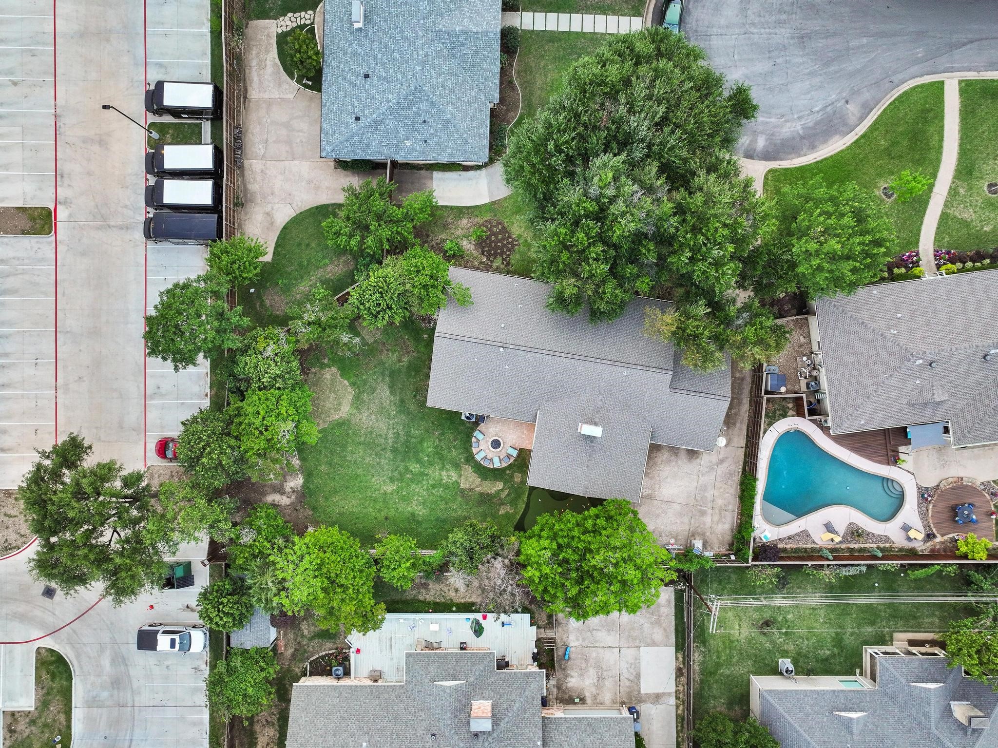 10106 Crestover Circle Dallas TX 75229