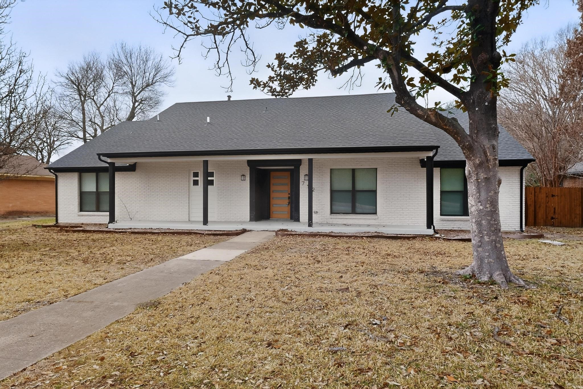 712 W Five Mile Parkway Dallas TX 75224
