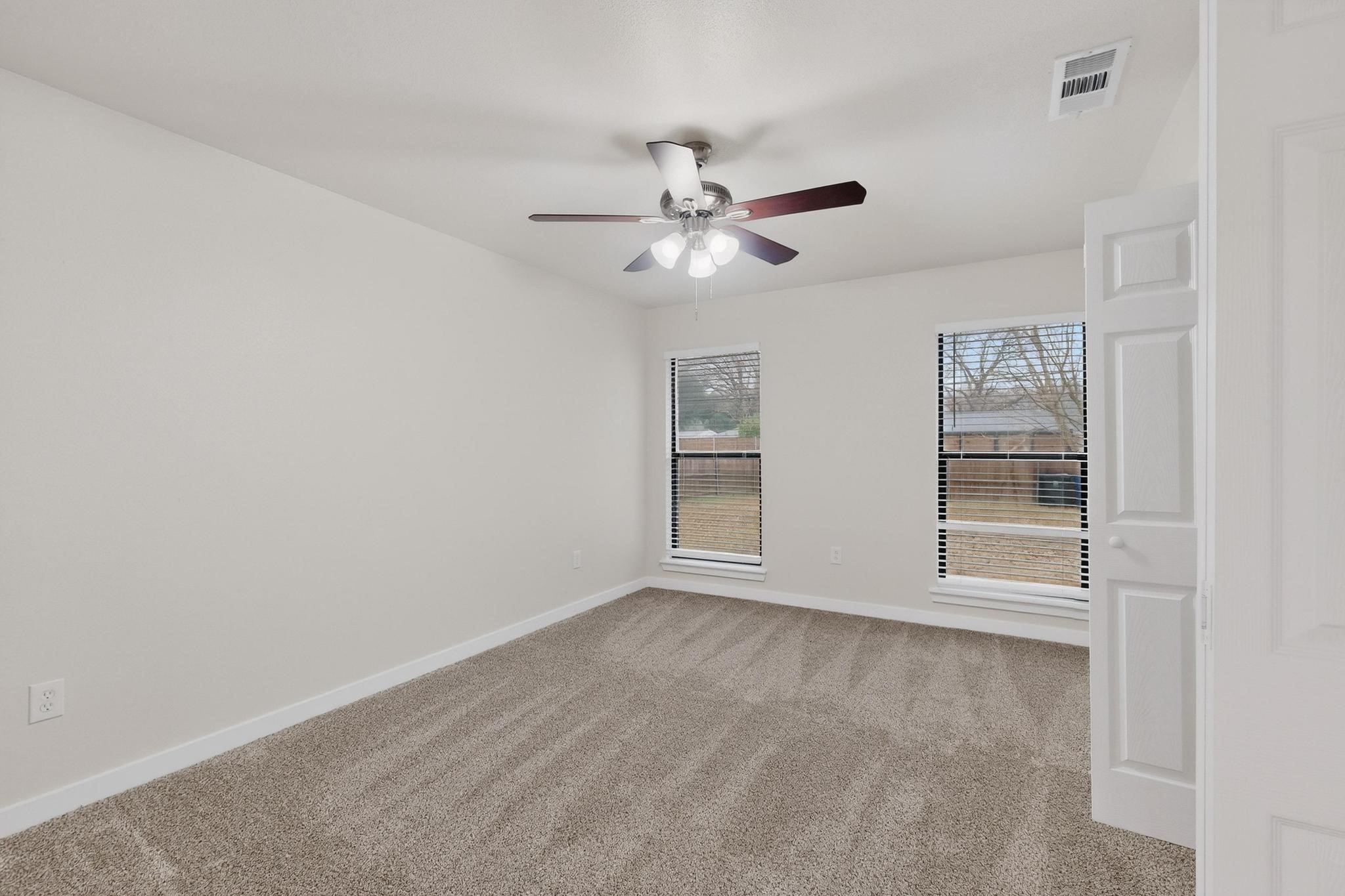 712 W Five Mile Parkway Dallas TX 75224